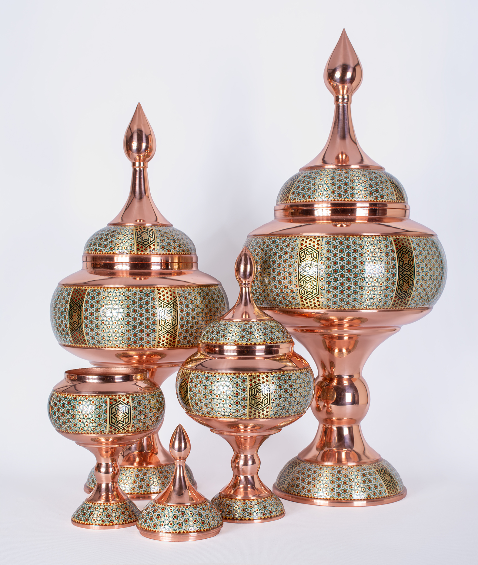 ظرف شکلات‌خوری مس و خاتم ایرانی مناسب دکوراسیون منزل